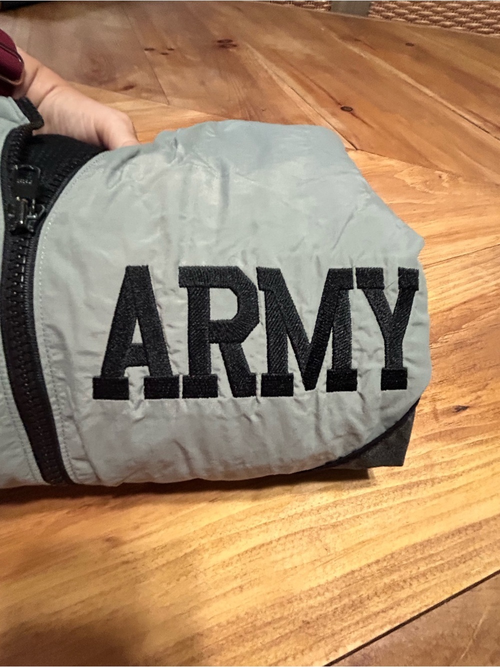 ARMY Men's JWOD Skilcraft Windbreaker Jacket M